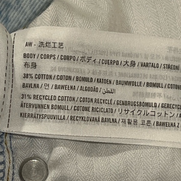 Abercrombie & Fitch The Loose High Rise Belted Jeans 30 10 Denim Light Baggy - Picture 15 of 15